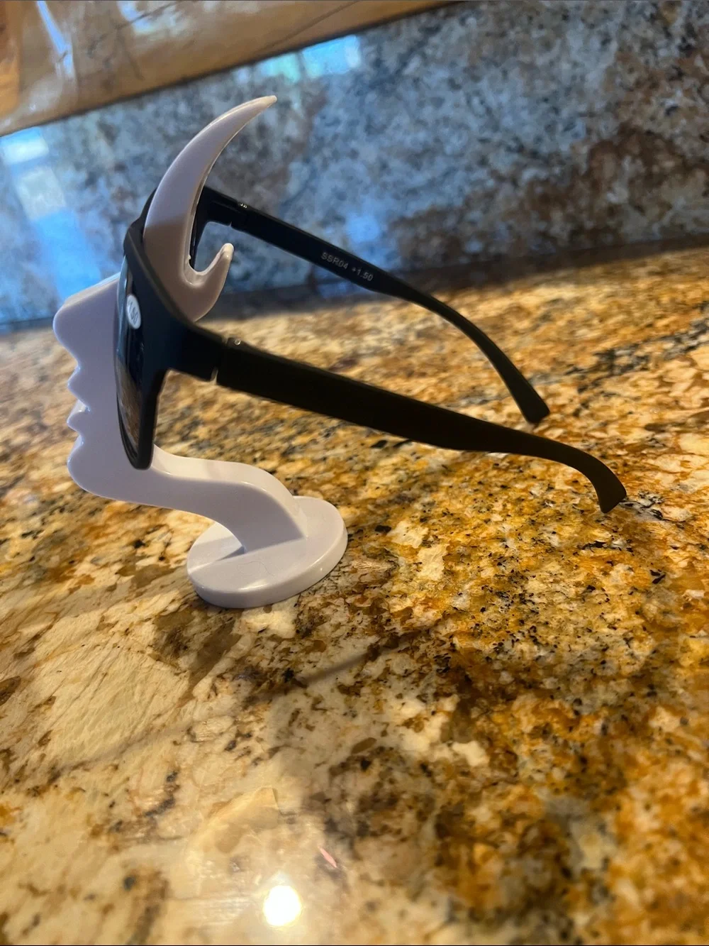 Bifocal Reading Sunglasses with Brown Gradient Lenses